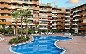 Gecko Apartment With Private Parking - 1 Minutes From The Oceanfront!
